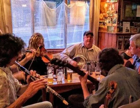 Rooska Gatehouse, Entire Ferienhaus Lisdoonvarna