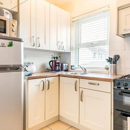 Rooska Gatehouse, Entire Holiday home *