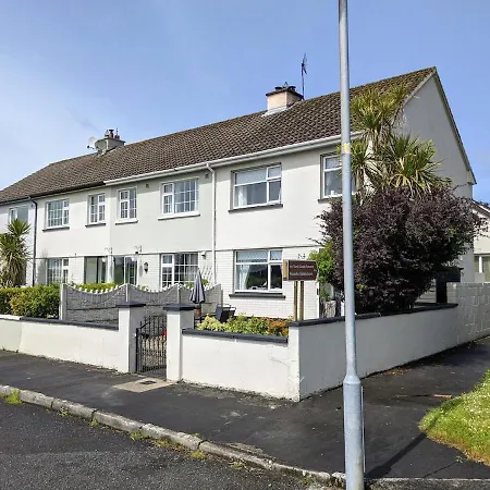 Rooska Gatehouse, Entire Holiday home *